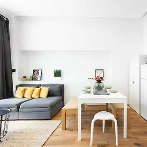 Apartment Wiesen Living - For Up To Twelve People München